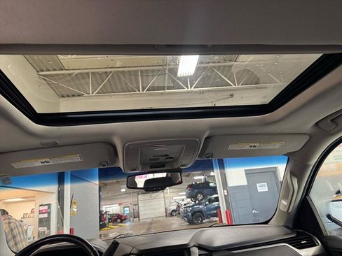 Used 2018 Chevrolet Suburban Premier w/ Max Trailering Package image 16