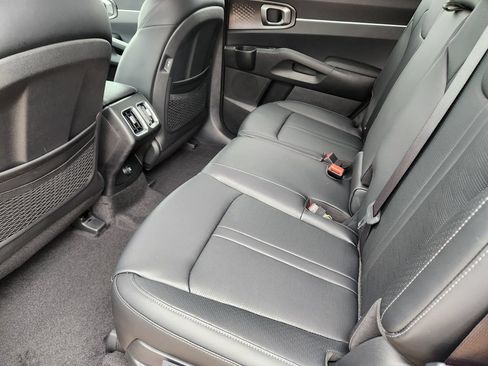 New 2026 Kia Sorento EX AWD/4WD image 9