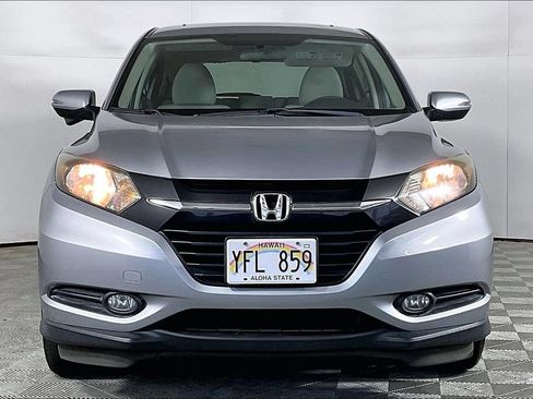 Used 2018 Honda HR-V EX image 2
