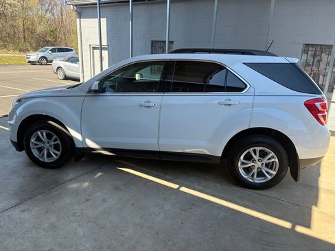 Used 2017 Chevrolet Equinox LT AWD/4WD image 8