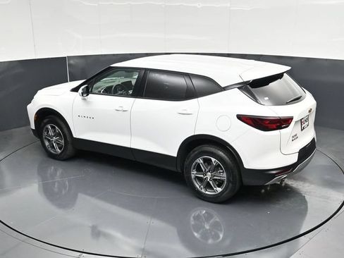 Used 2025 Chevrolet Blazer LT FWD image 52