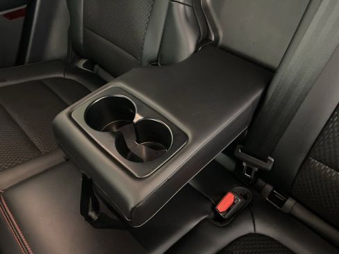 Used 2025 Ford Escape ST-Line w/ Cold Weather Package image 15