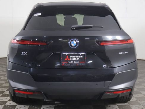 Used 2024 BMW iX xDrive50 AWD/4WD image 14
