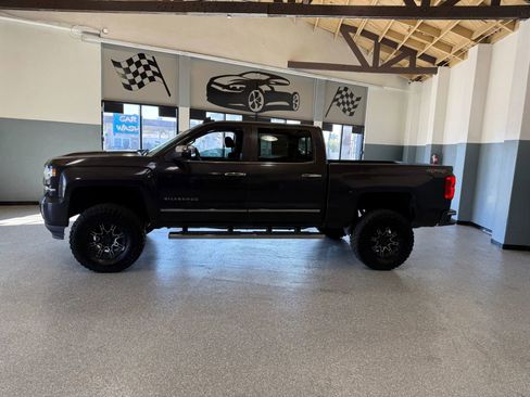 Used 2016 Chevrolet Silverado 1500 LTZ image 4