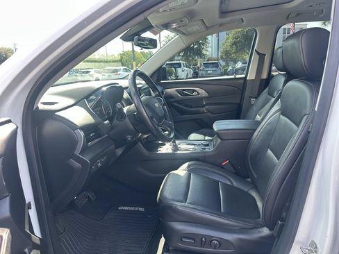 Used 2020 Chevrolet Traverse Premier w/ Redline Edition AWD/4WD image 16