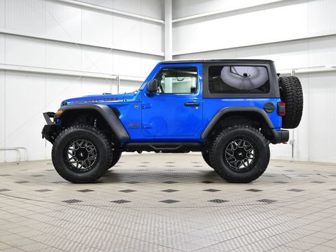 Used 2024 Jeep Wrangler Rubicon w/ Convenience Group AWD/4WD image 4