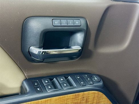 Used 2017 GMC Sierra 1500 SLT image 12