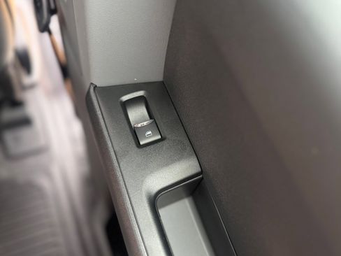 New 2025 Ford F550 4x4 Supercab Super Duty image 64