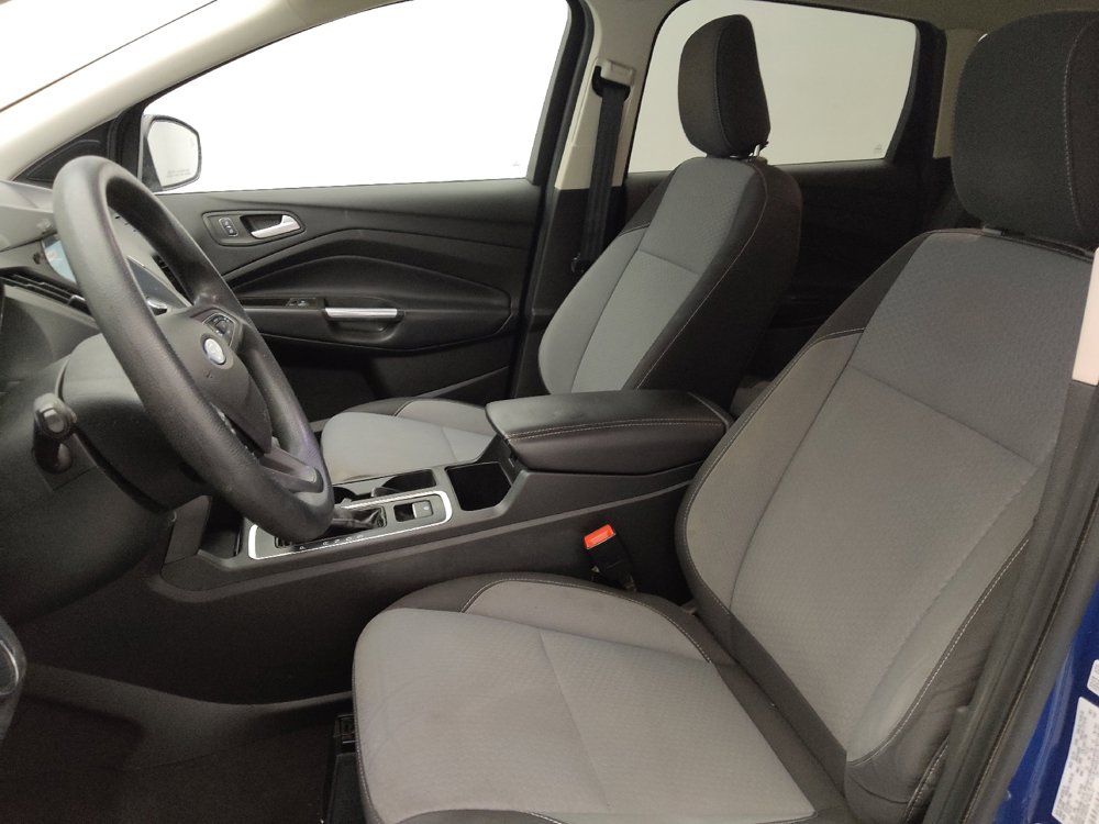 Used 2019 Ford Escape SE FWD image 17