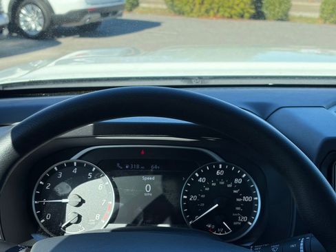 New 2026 Nissan Frontier S image 15