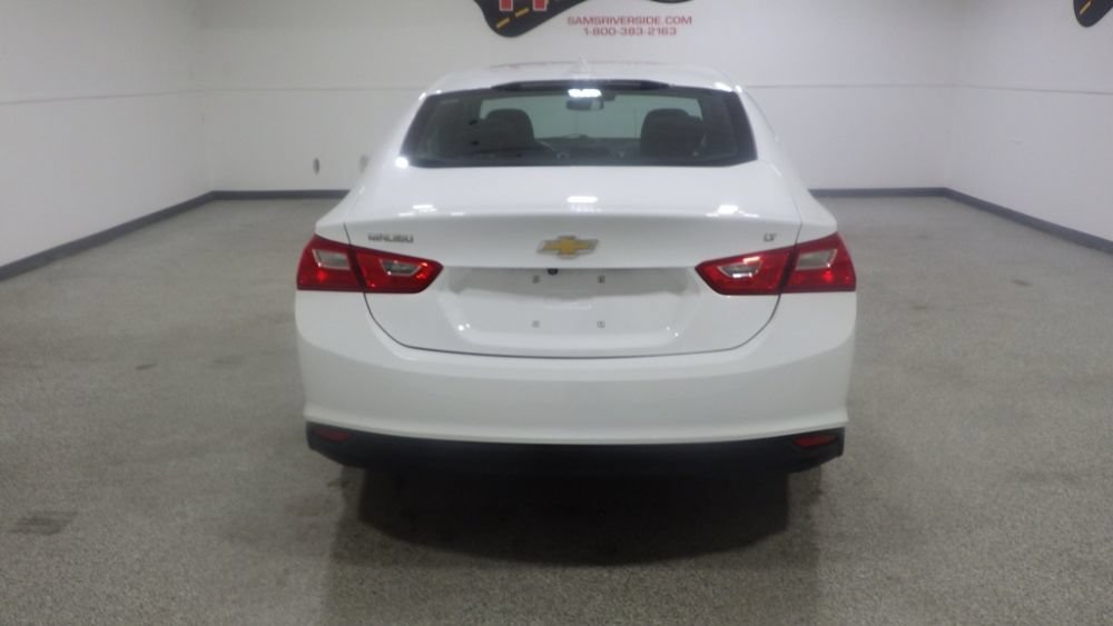 Used 2023 Chevrolet Malibu LT FWD image 3