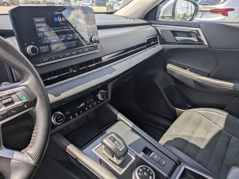 Used 2024 Mitsubishi Outlander SE AWD/4WD image 22