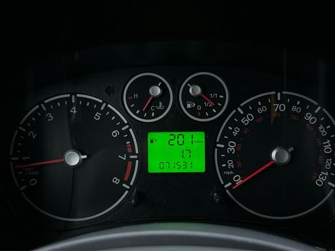 Used 2011 Ford Transit Connect XLT Premium image 9