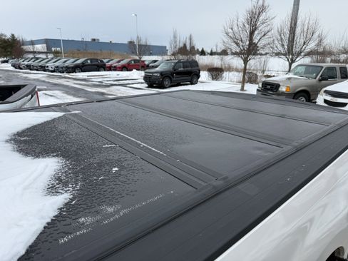 Used 2019 Ford F250 Lariat image 2