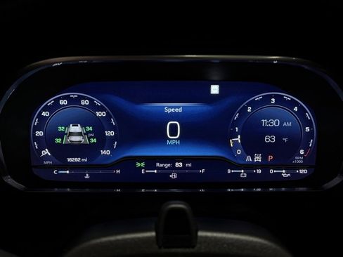 Used 2023 Chevrolet Suburban High Country w/ Advanced Technology Package image 20