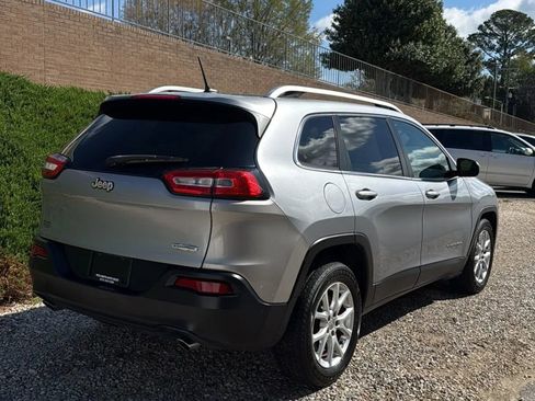 Used 2014 Jeep Cherokee Latitude image 18