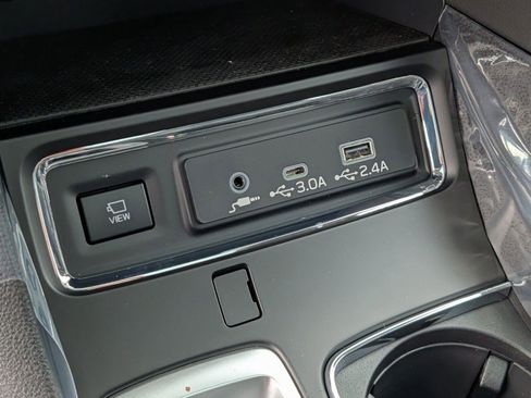 New 2026 Subaru Ascent Limited AWD/4WD image 8