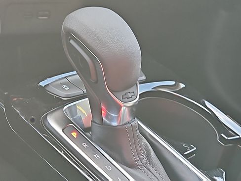 New 2026 Chevrolet Trax ACTIV w/ Driver Confidence Package FWD image 19