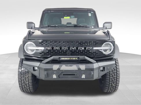 Used 2022 Ford Bronco Wildtrak image 2