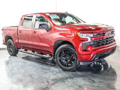 Used 2023 Chevrolet Silverado 1500 RST w/ Convenience Package II image 2