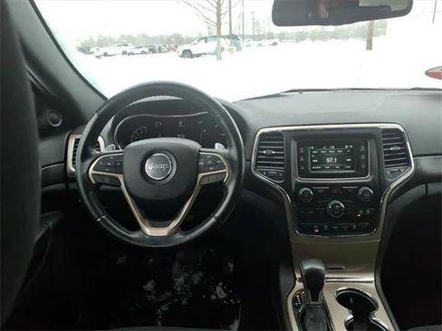 Certified 2016 Jeep Grand Cherokee Laredo w/ Quick Order Package 23E image 10