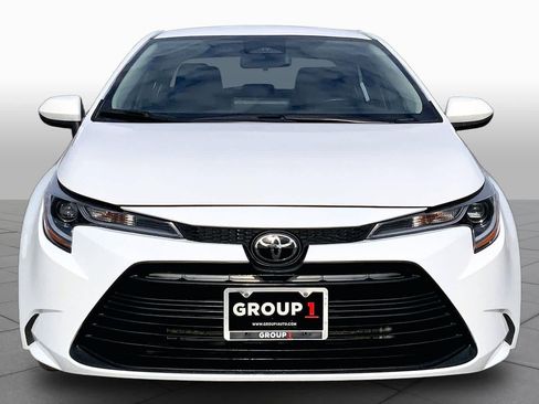 Used 2024 Toyota Corolla LE FWD image 4