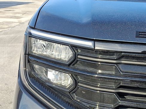 Certified 2025 Ford Expedition Platinum w/ Stealth Appearance Package image 9