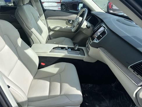 Used 2023 Volvo XC90 B5 Plus w/ Protection Package AWD/4WD image 44