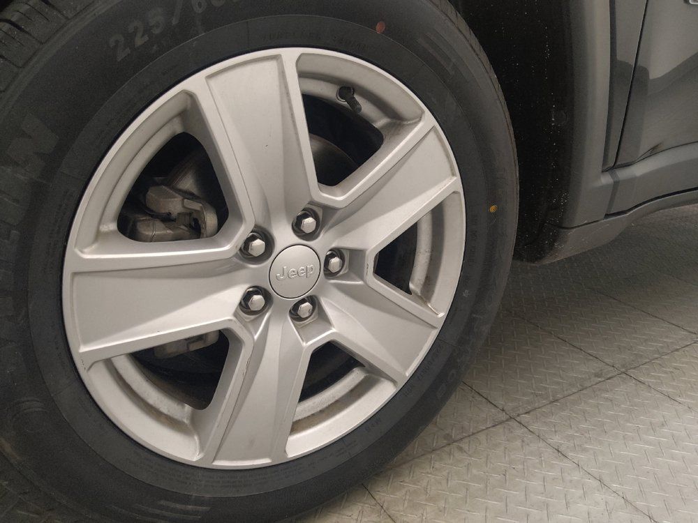 Used 2022 Jeep Compass Latitude AWD/4WD image 31