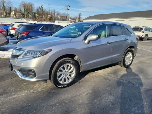 Used 2017 Acura RDX AWD image 3