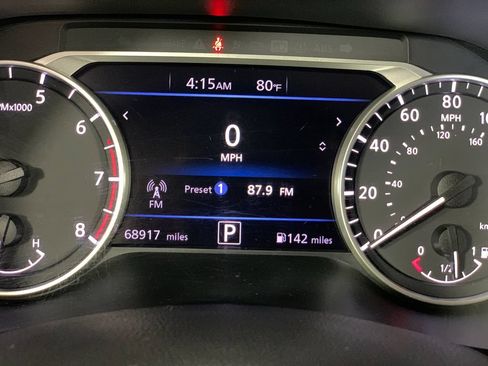 Used 2020 Nissan Sentra SV FWD image 23