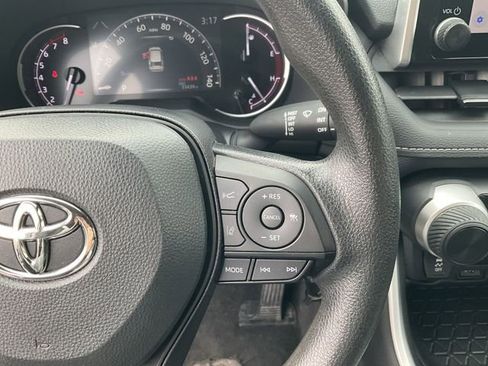 Used 2024 Toyota RAV4 LE image 22