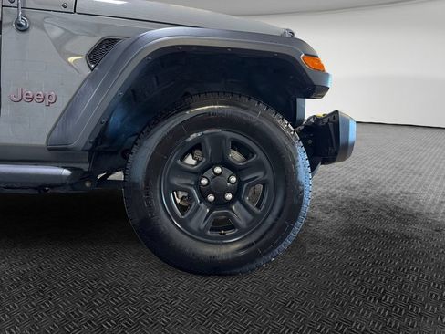 Used 2021 Jeep Wrangler Sport AWD/4WD image 11