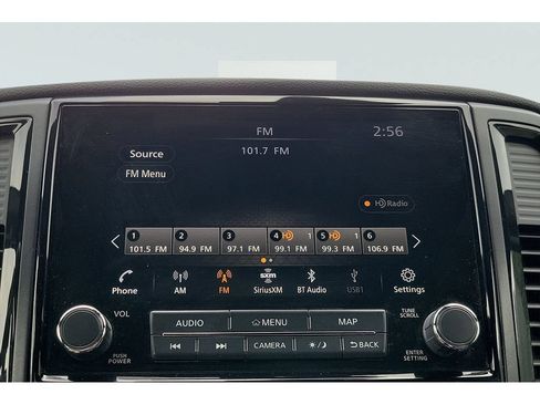 Used 2021 Nissan Titan PRO-4X w/ Pro-4x Convenience Package AWD/4WD image 11