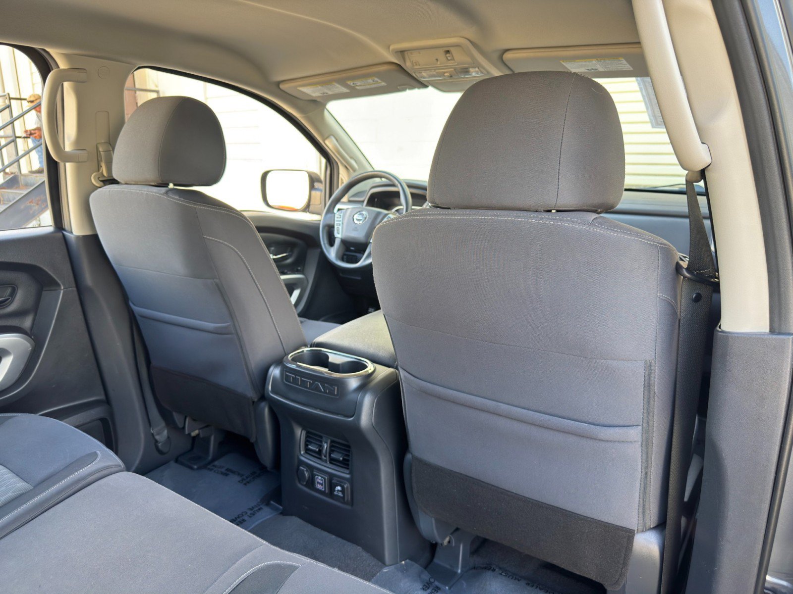 Used 2021 Nissan Titan SV w/ SV Convenience Package AWD/4WD image 32