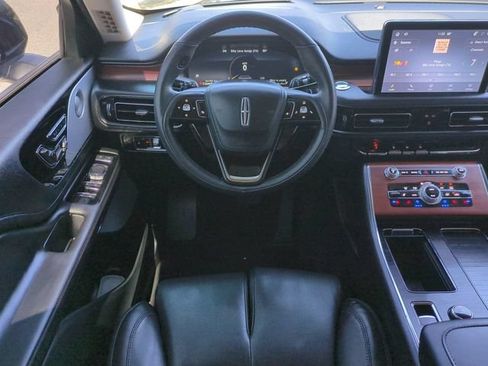 Used 2023 Lincoln Aviator Reserve w/ Equipment Group 201A RWD image 17