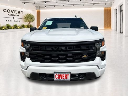 Used 2023 Chevrolet Silverado 1500 Custom AWD/4WD image 3