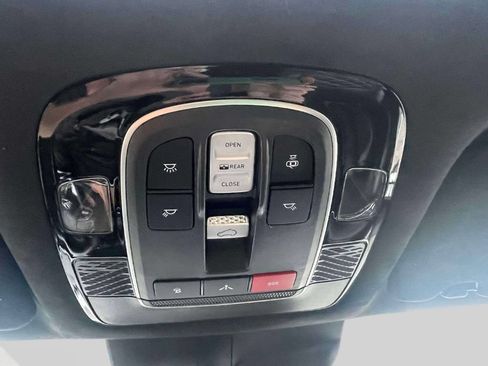 Used 2022 Hyundai Palisade Calligraphy AWD/4WD image 32