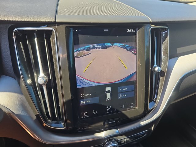 Used 2020 Volvo XC60 T5 Momentum w/ Premium Package AWD/4WD image 21