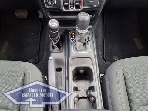 Used 2021 Jeep Wrangler Unlimited Sport image 19
