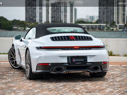 Used 2025 Porsche 911 Carrera RWD image 60