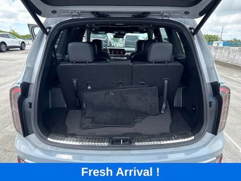 Used 2023 Kia Telluride SX Prestige X-Pro AWD/4WD image 5