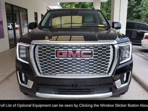 Used 2023 GMC Yukon XL Denali w/ Advanced Technology Package AWD/4WD image 2