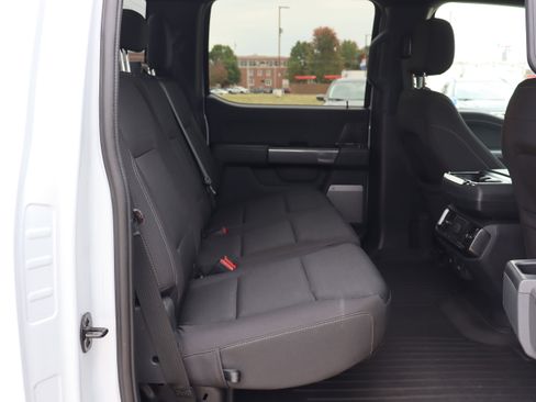 Used 2022 Ford F150 XLT w/ Equipment Group 302A High image 12