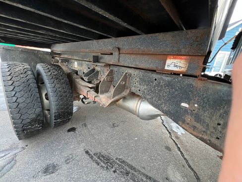 Used 2015 RAM 5500 Tradesman image 8