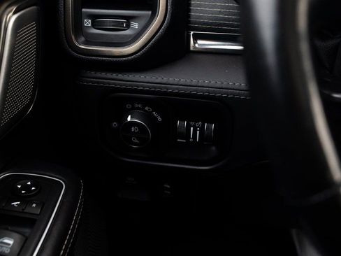 Used 2021 RAM 1500 Limited AWD/4WD image 13