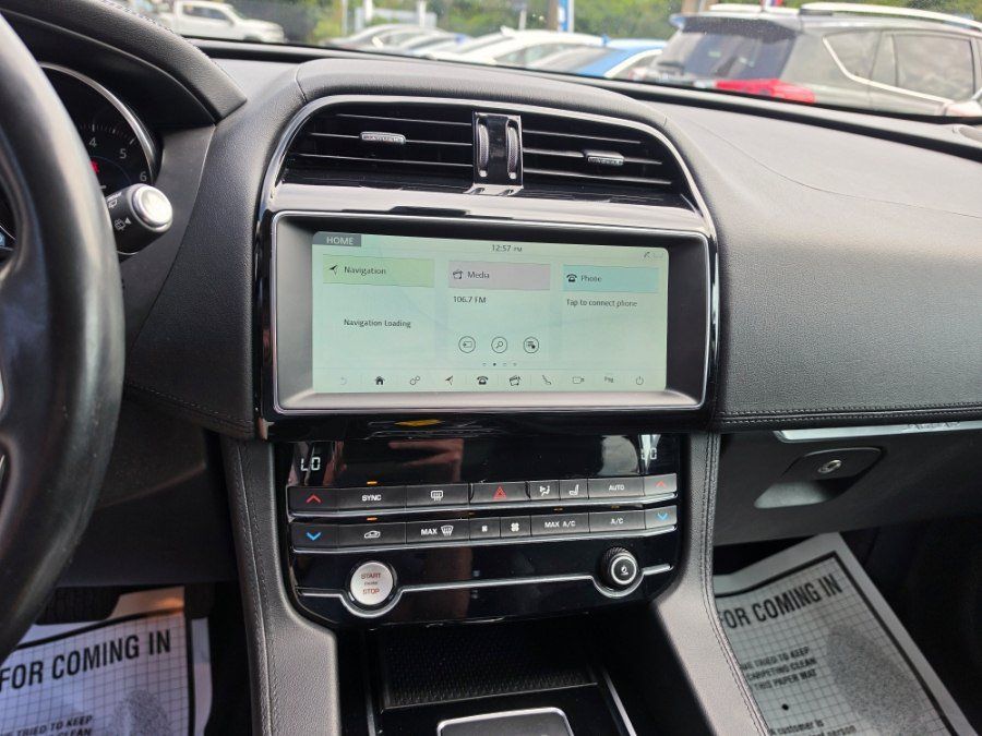 Used 2020 Jaguar F-PACE Prestige AWD/4WD image 18