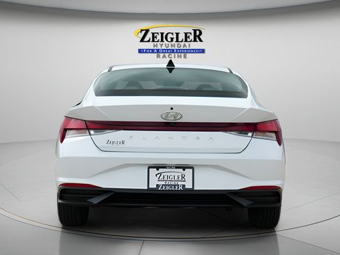 Certified 2023 Hyundai Elantra SEL w/ Cargo Package FWD image 6