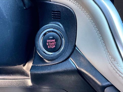 Used 2020 Subaru Outback Limited w/ Popular Package #2 image 27