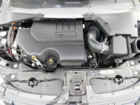 Used 2024 Land Rover Range Rover Evoque Dynamic SE image 39